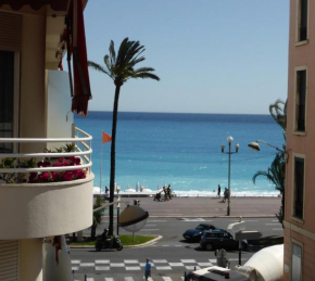 Nice Centre - Apartment with balcony and stunning sea view!